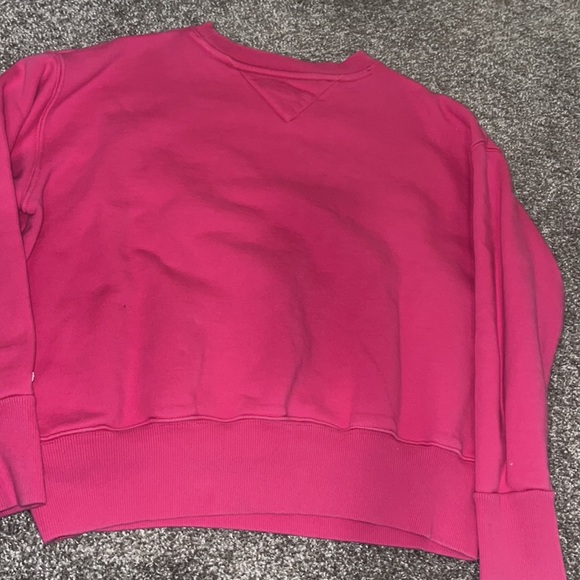 Pink Tommy Hilfiger Sweater 🌸🌸 - Picture 3 of 3
